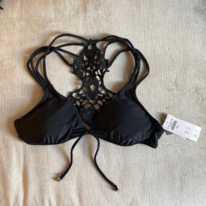 Abercrombie and Fitch S lightly lined swimsuit top